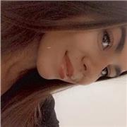 Hello ! Je me présente, je m’appelle Emma j’ai 19 ans et je suis actuellement étudiante en première année de Bts communication à l’Ecole Supérieure de Publicité de Paris! J’aimerai particulièrement enseigner l’anglais aux personnes qui ont besoin de souti